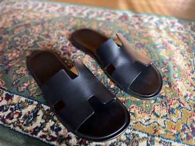 Hermes Izmir Sandal "Noir"