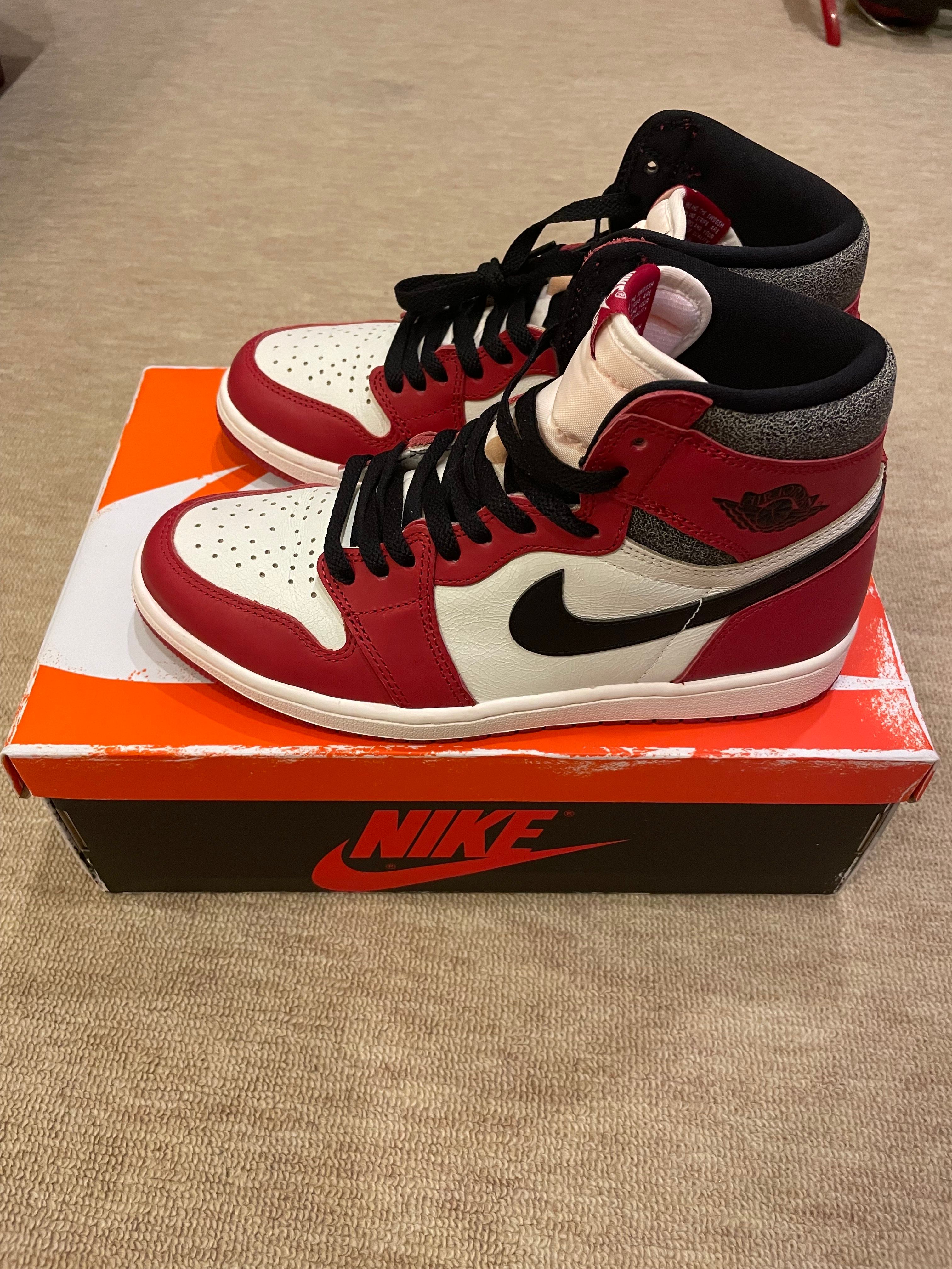 Nike Air Jordan 1 High OG "Lost & Found/Chicago"