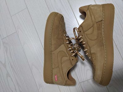 Supreme × Nike Air Force 1 Low "Flax/Wheat"