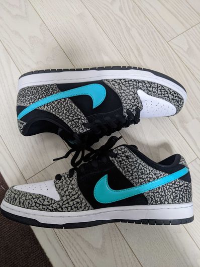 Nike SB Dunk Low "Elephant/Safari"