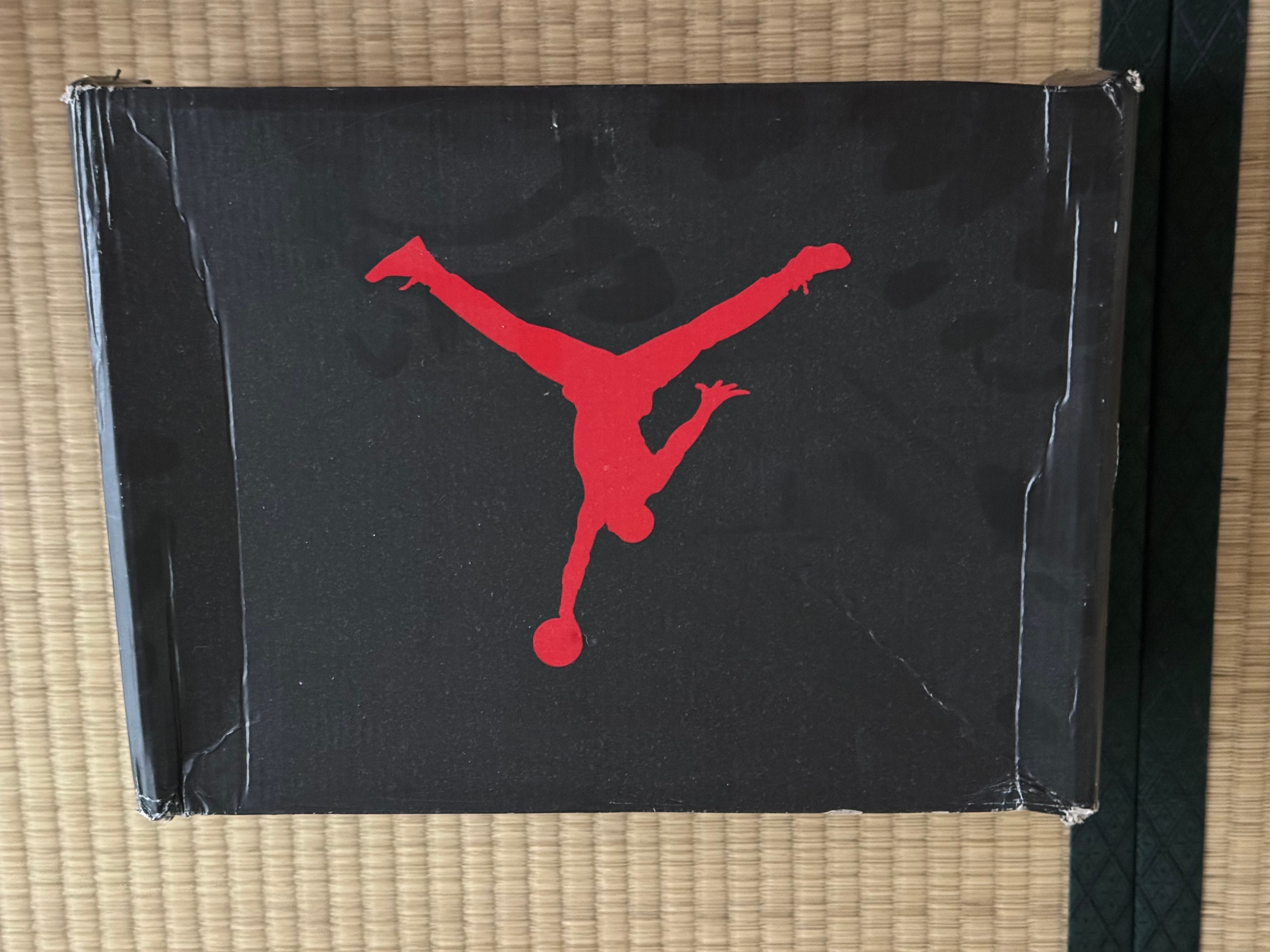 ナイキ エアジョーダン7 レトロ "ホワイト インフラレッド"