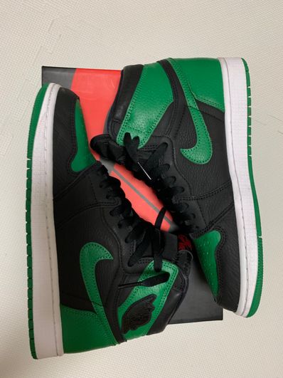 Nike Air Jordan 1 Retro High OG "Black/Pine Green" (2020)