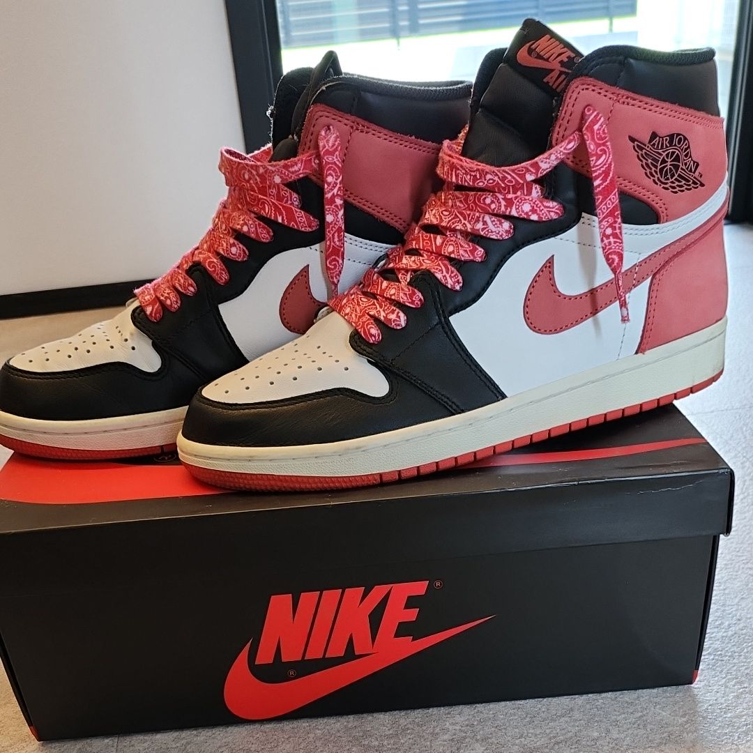 NIKE AIR JORDAN 1 RETRO HIGH "TRACK RED"