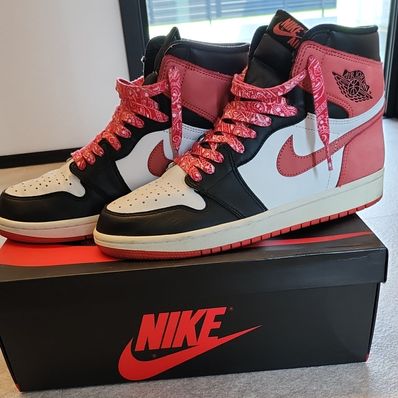 NIKE AIR JORDAN 1 RETRO HIGH "TRACK RED"