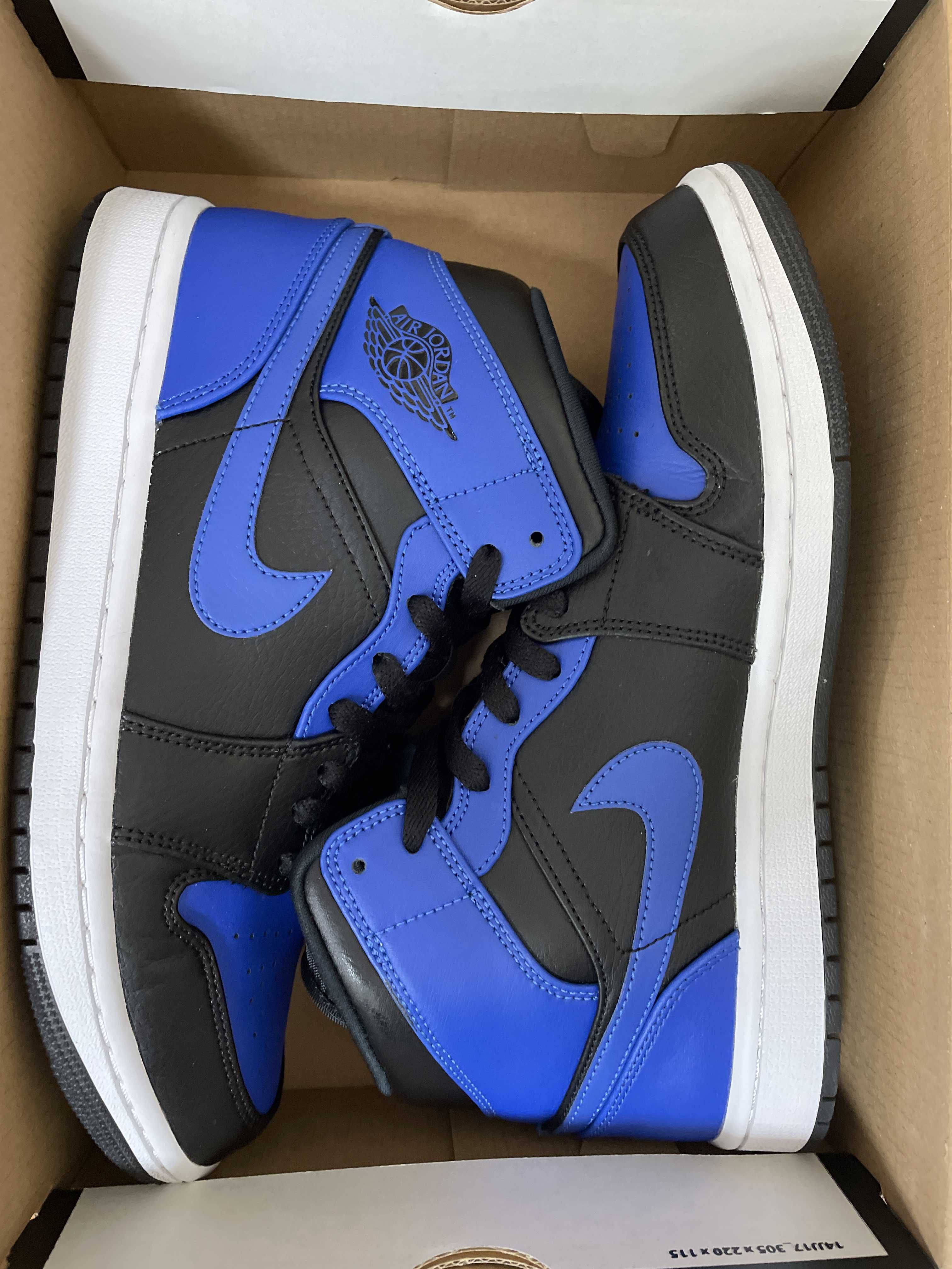 Nike Air Jordan 1 Mid "Hyper Royal"