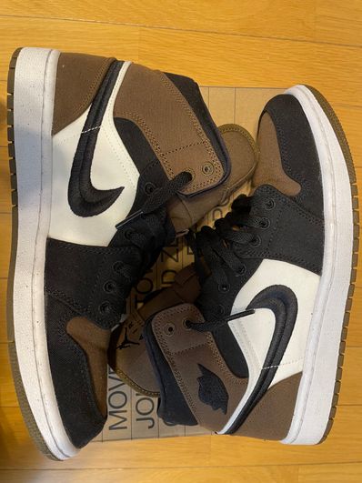 Nike Women's Air Jordan 1 Mid SE "Olive Toe"