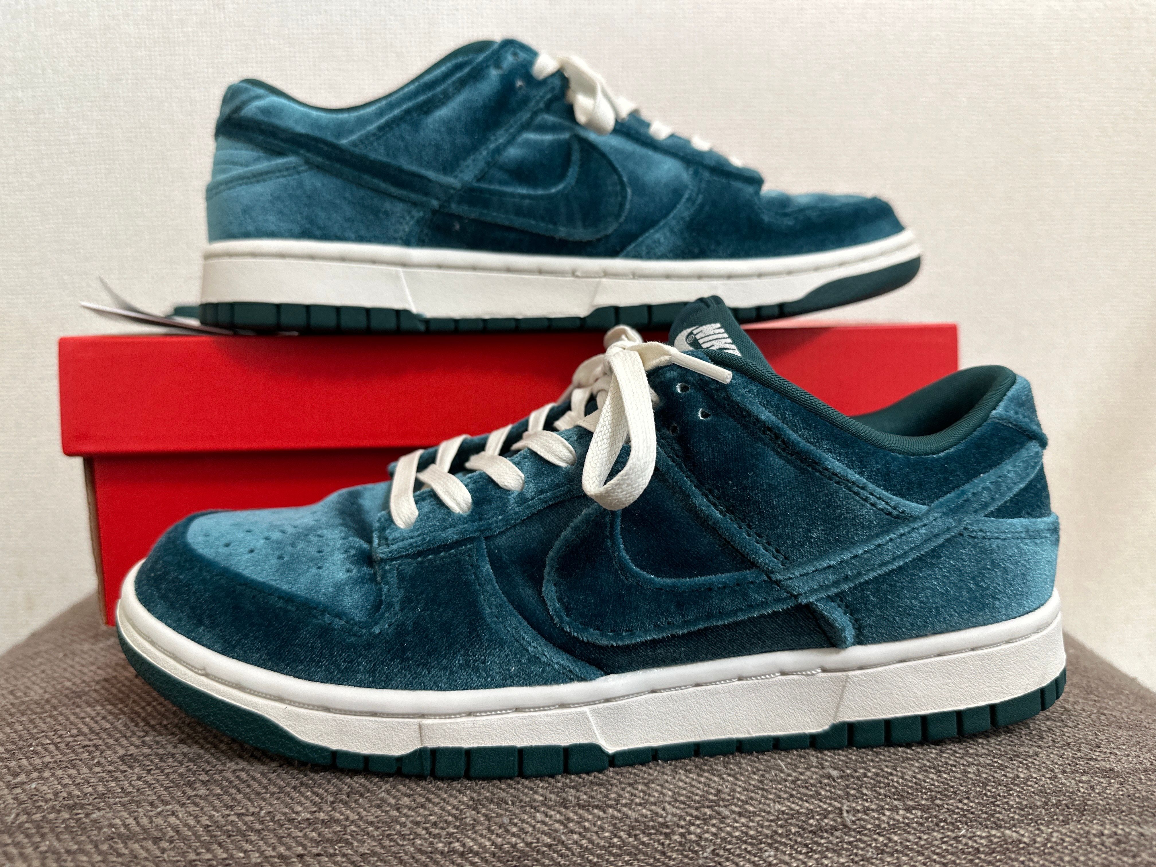 Nike Women's Dunk Low "Atomic Teal"