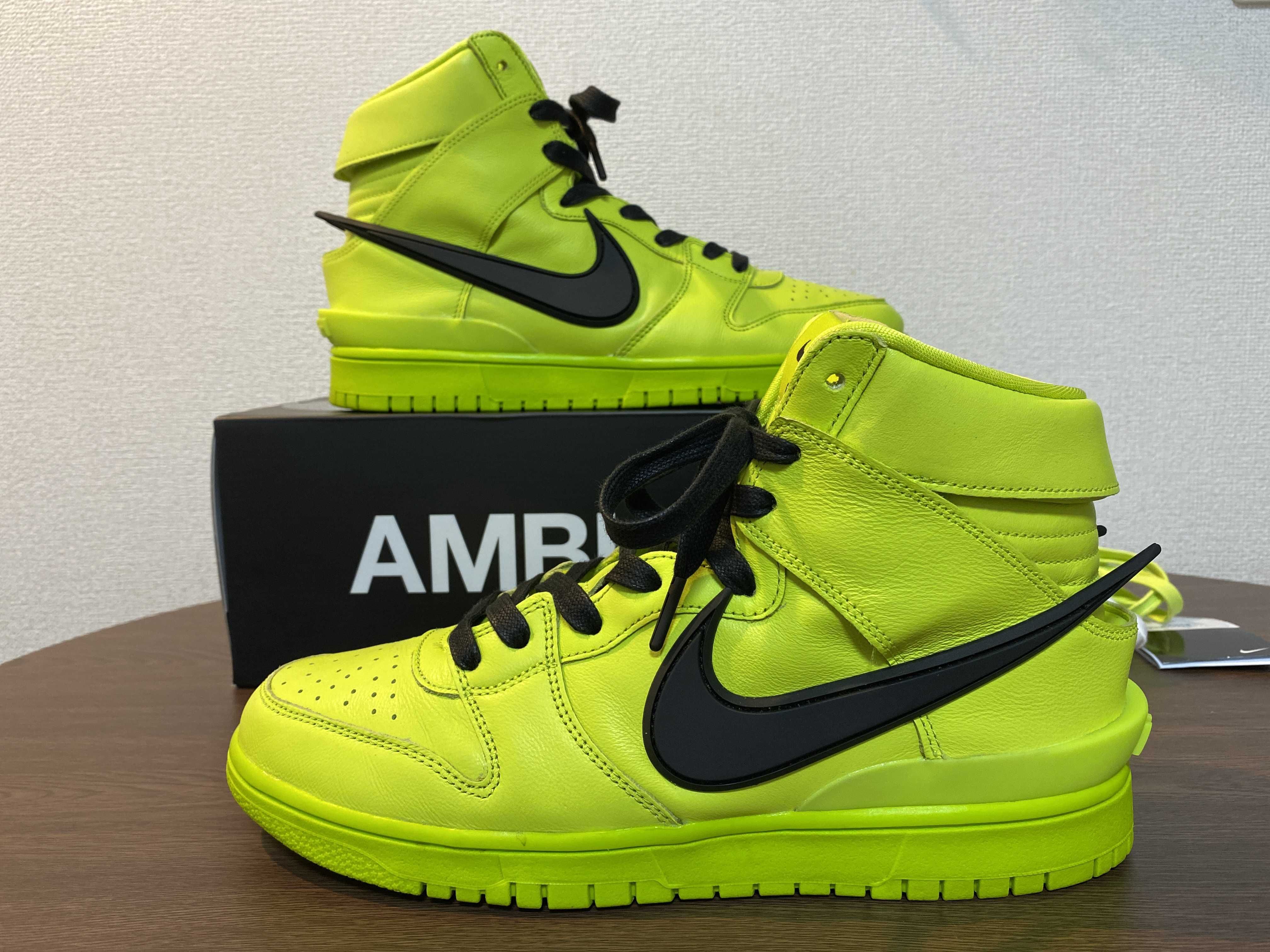 AMBUSH × NIKE DUNK HIGH "FLASH LIME"