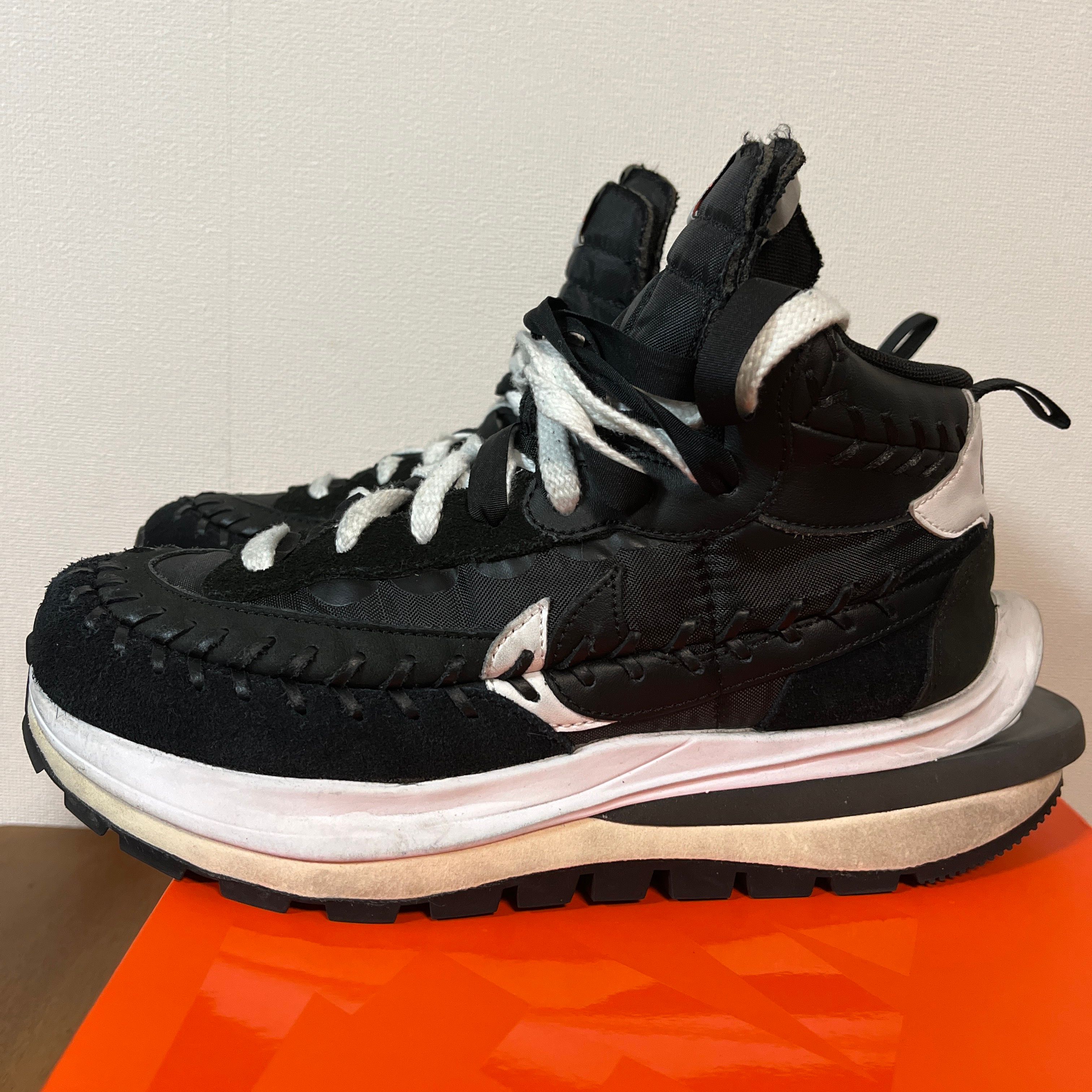 Jean-Paul Gaultier × sacai × Nike Vapor Waffle "Black/Black-White"