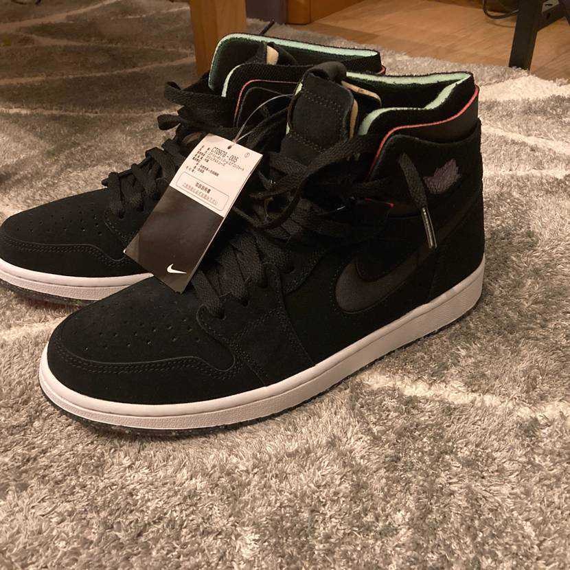 Nike Air Jordan 1 High Zoom "Court Black"