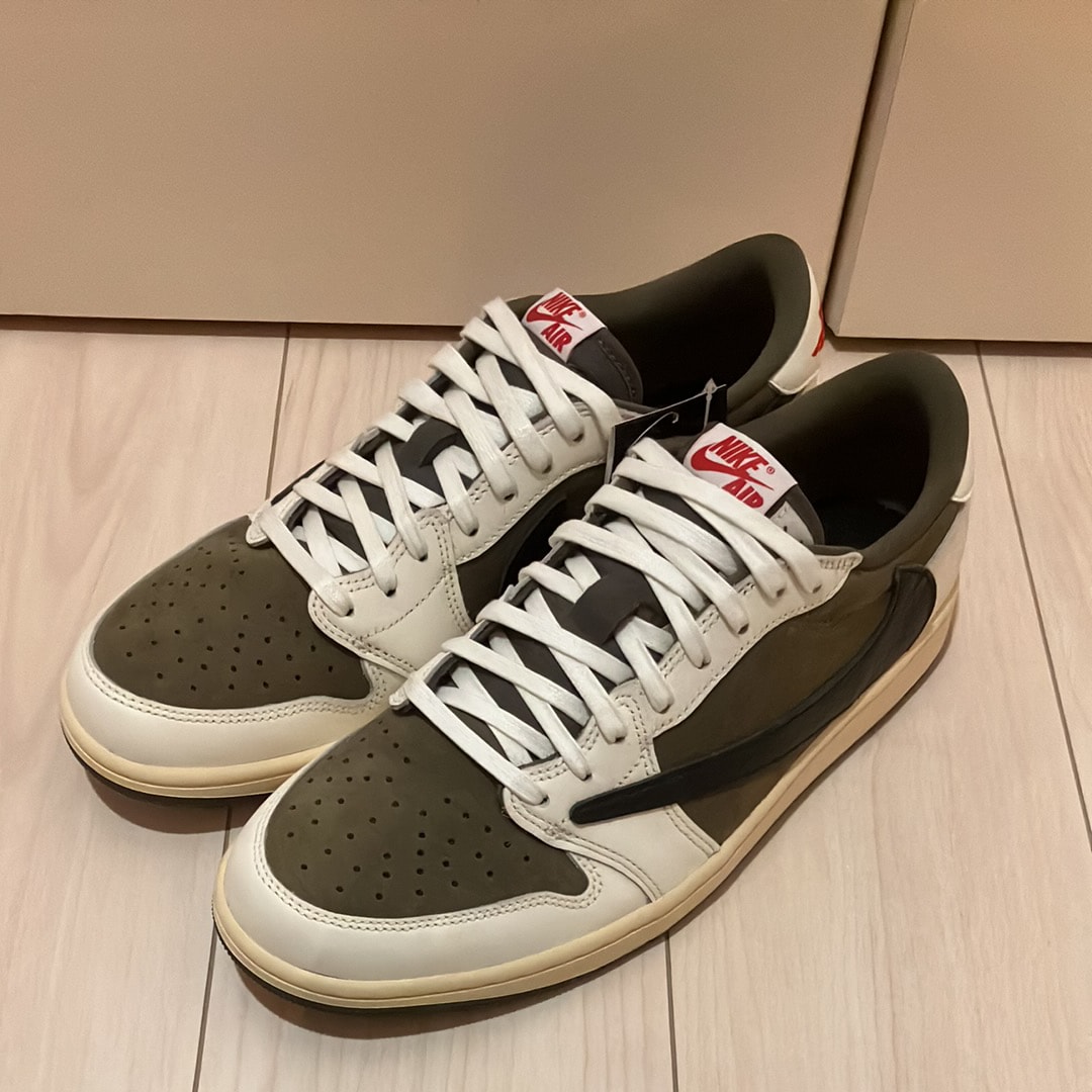 Travis Scott × Nike Air Jordan 1 Low OG SP "Reverse Olive"