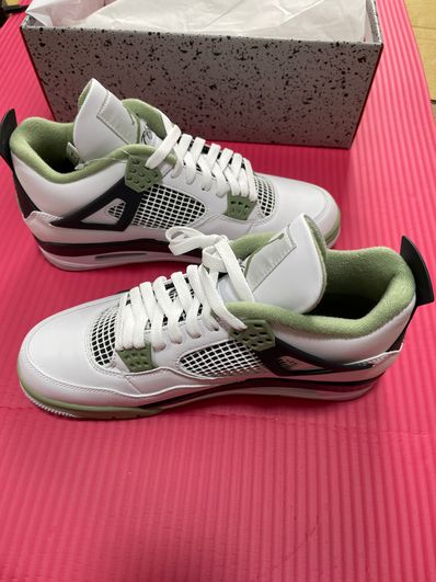 Nike WMNS Air Jordan 4