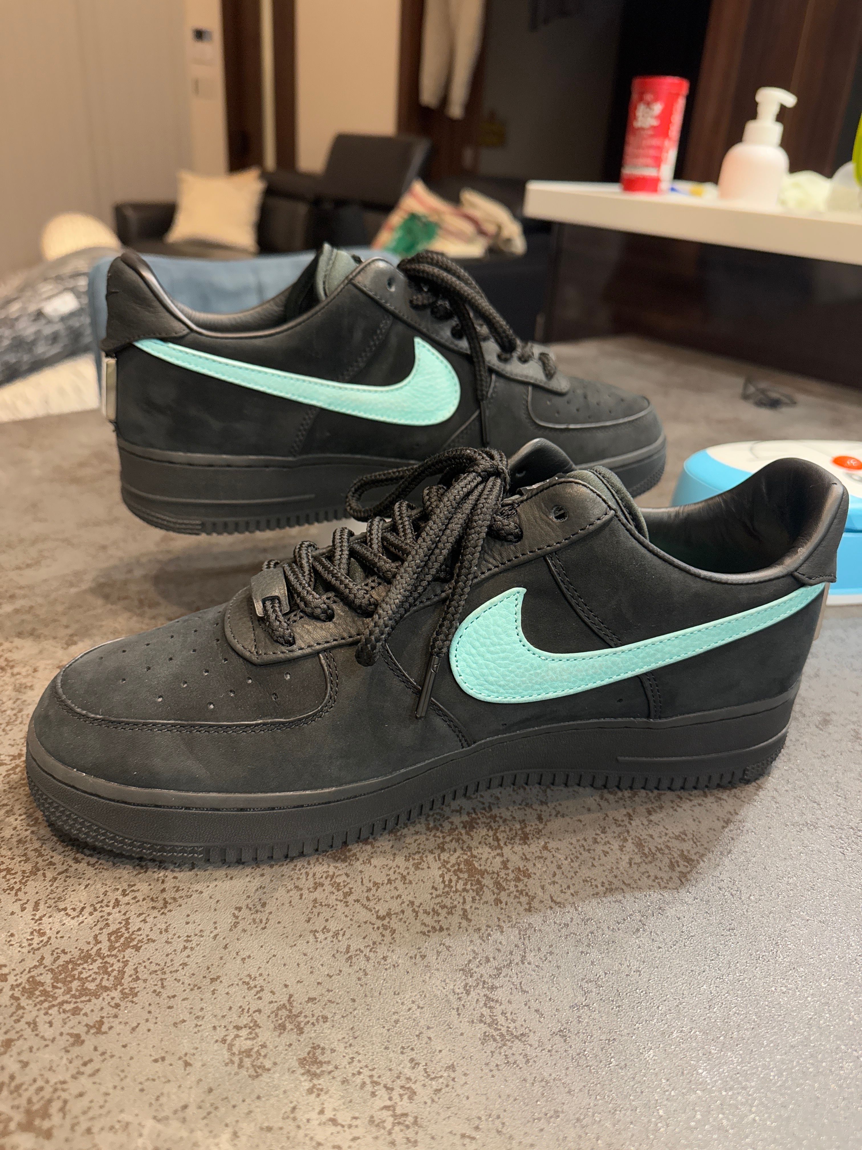 Tiffany & Co. × Nike Air Force 1 Low "1837"