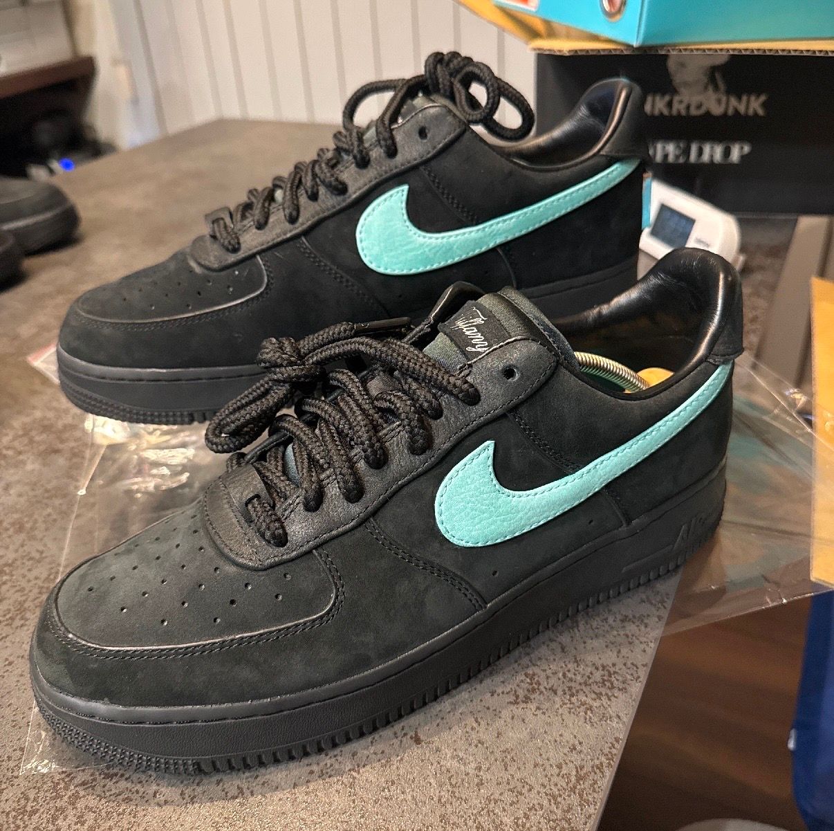 Tiffany & Co. × Nike Air Force 1 Low "1837"