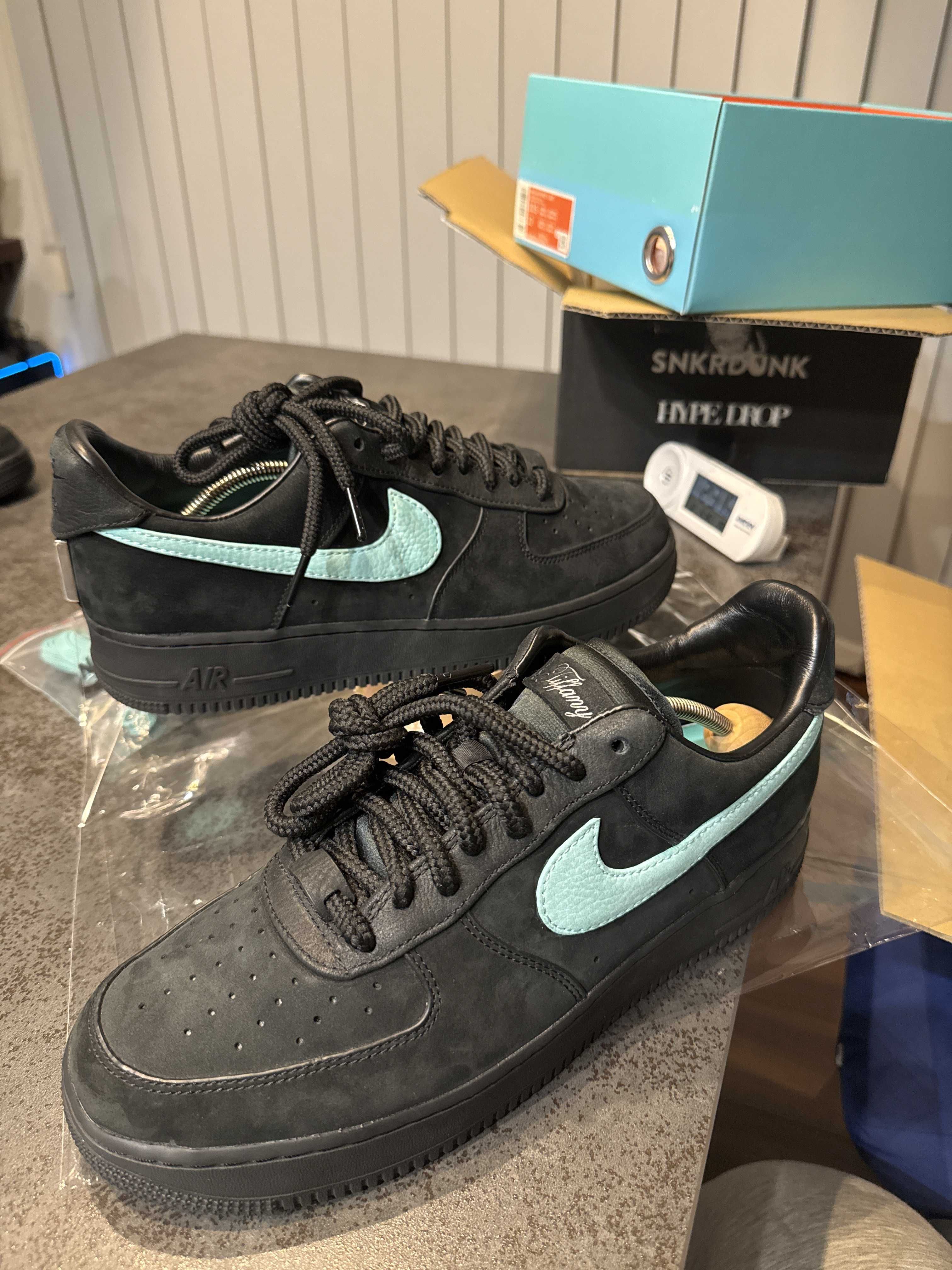 Tiffany & Co. × Nike Air Force 1 Low "1837"