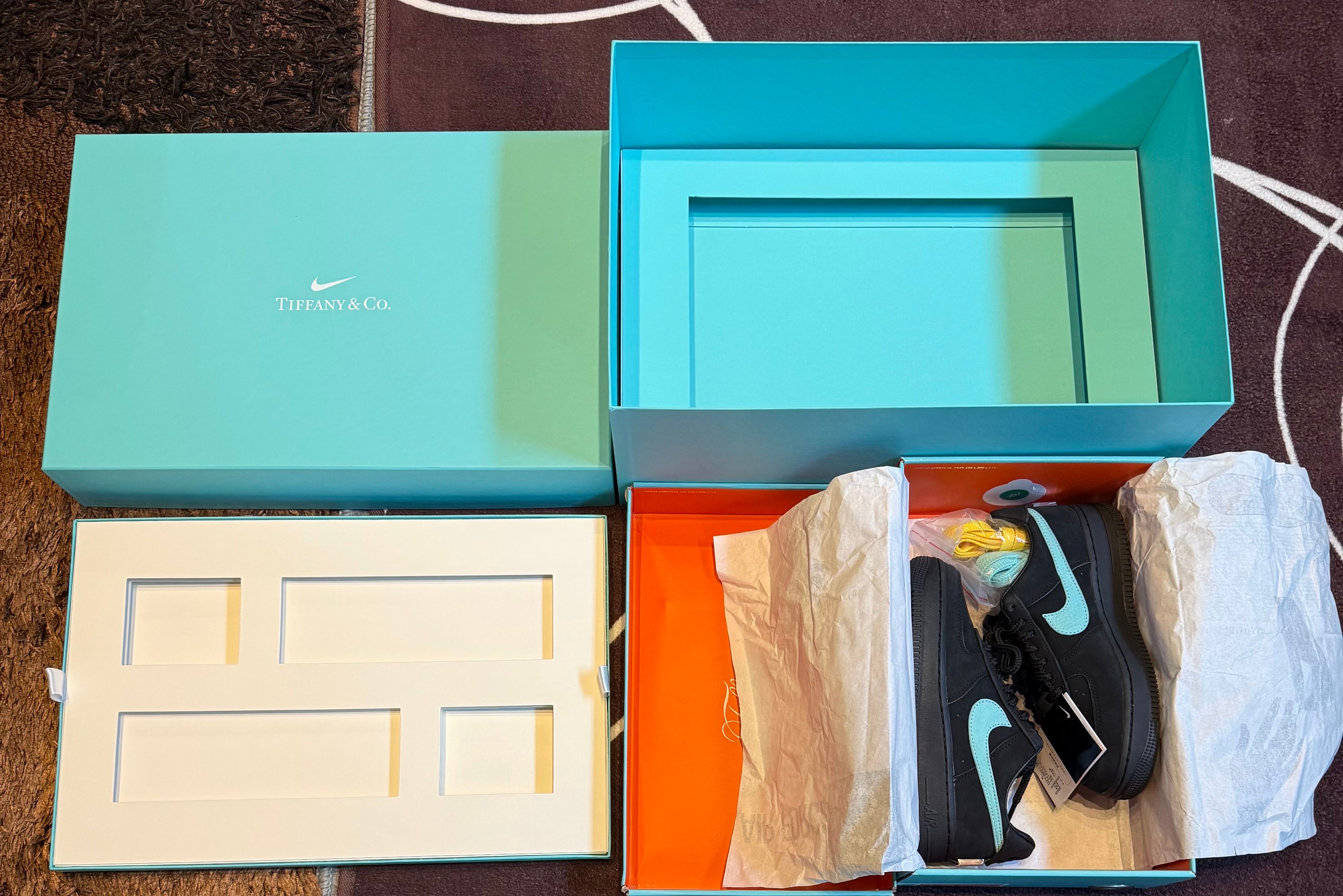 Tiffany & Co. × Nike Air Force 1 Low "1837"