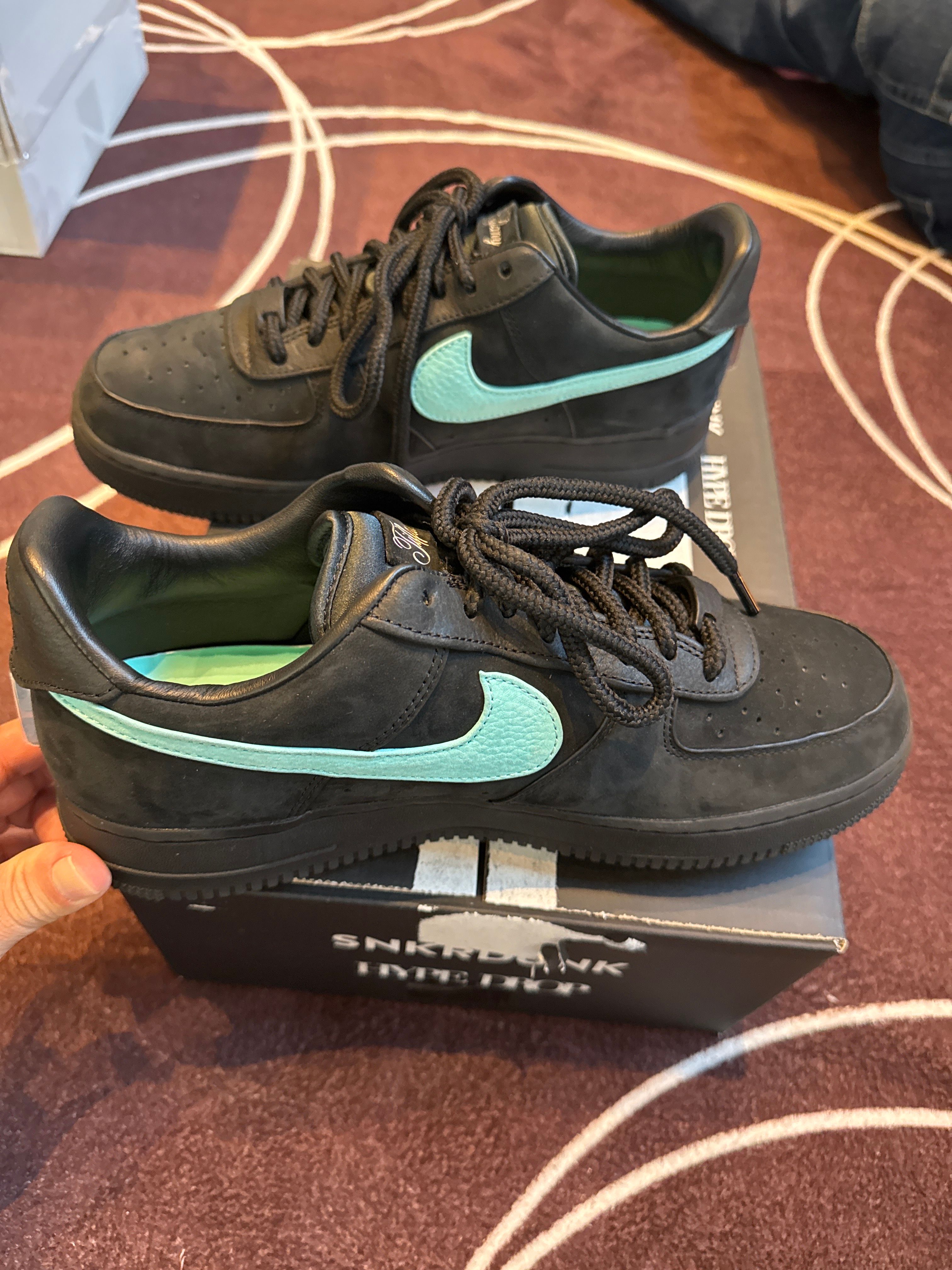 Tiffany & Co. × Nike Air Force 1 Low "1837"