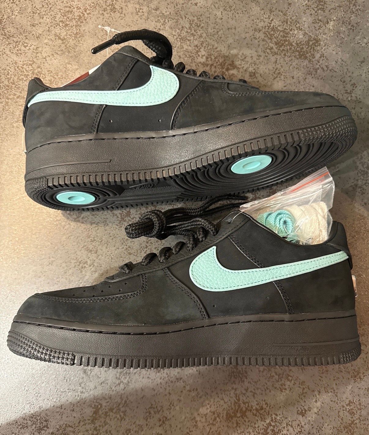 Tiffany & Co. × Nike Air Force 1 Low "1837"
