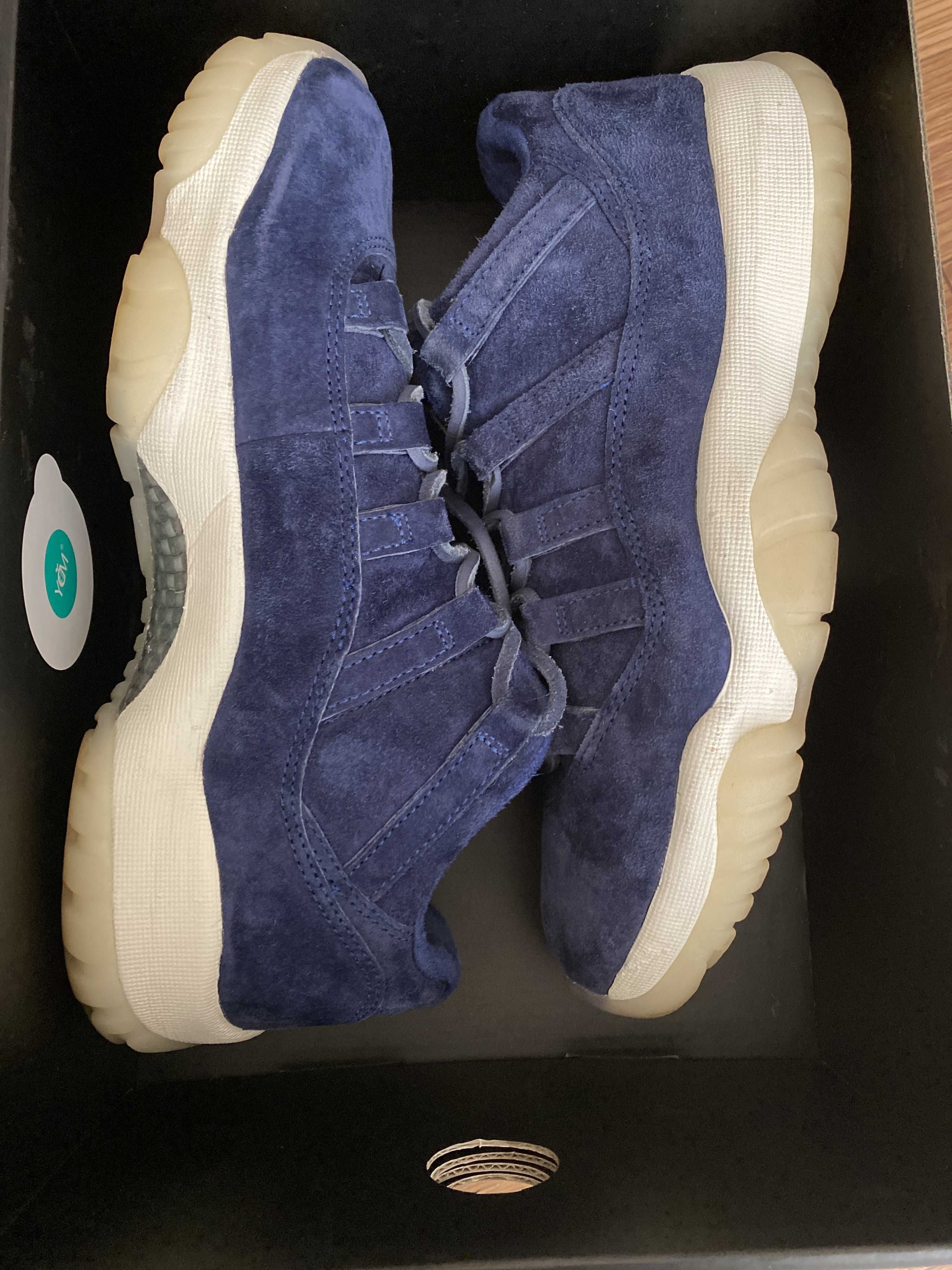 Nike Air Jordan 11 Retro Low "Derek Jeter/RE2PECT"