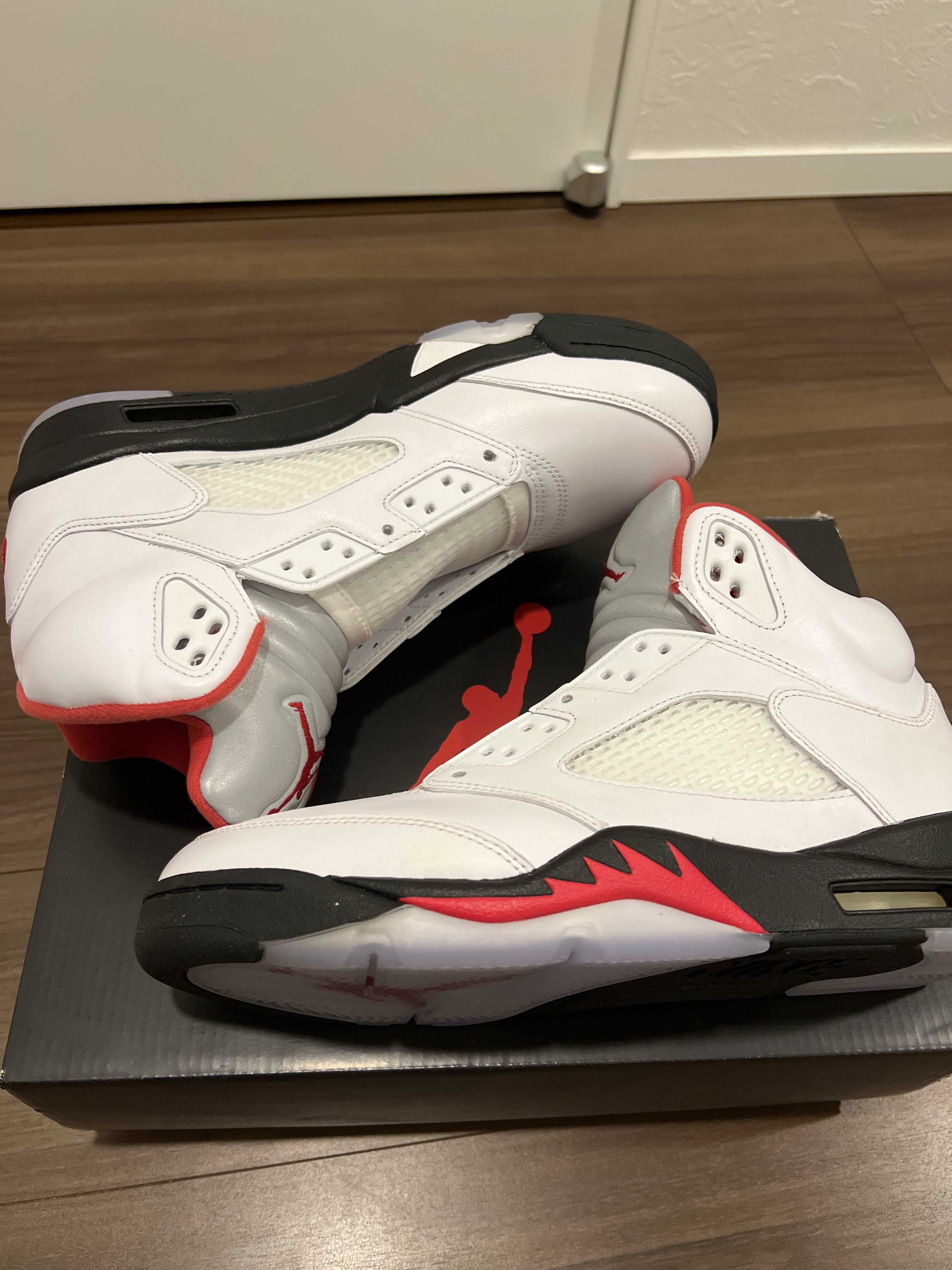 Nike Air Jordan 5 Retro "Fire Red" (2020)