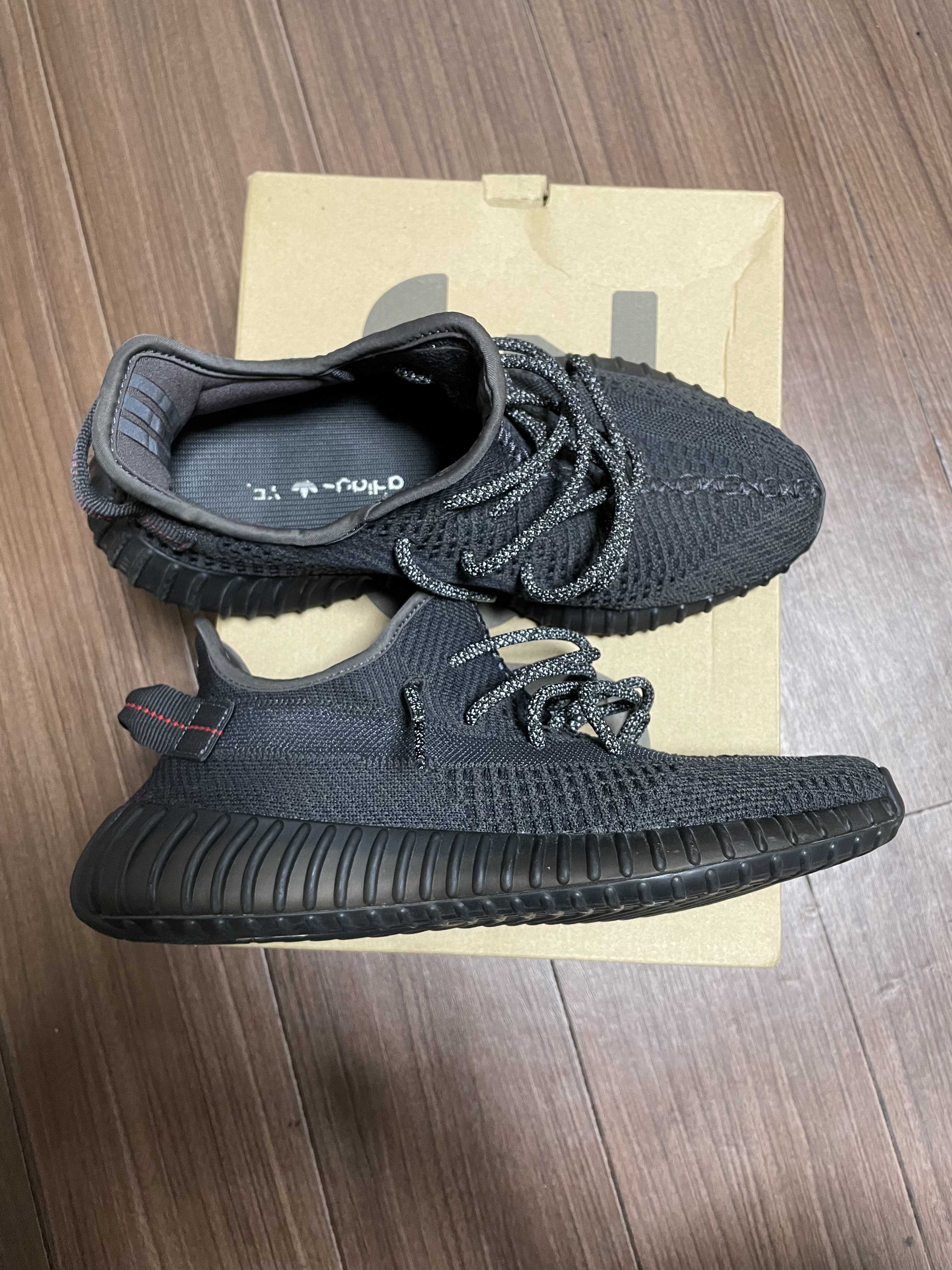 adidas YEEZY Boost 350 V2 "Black"