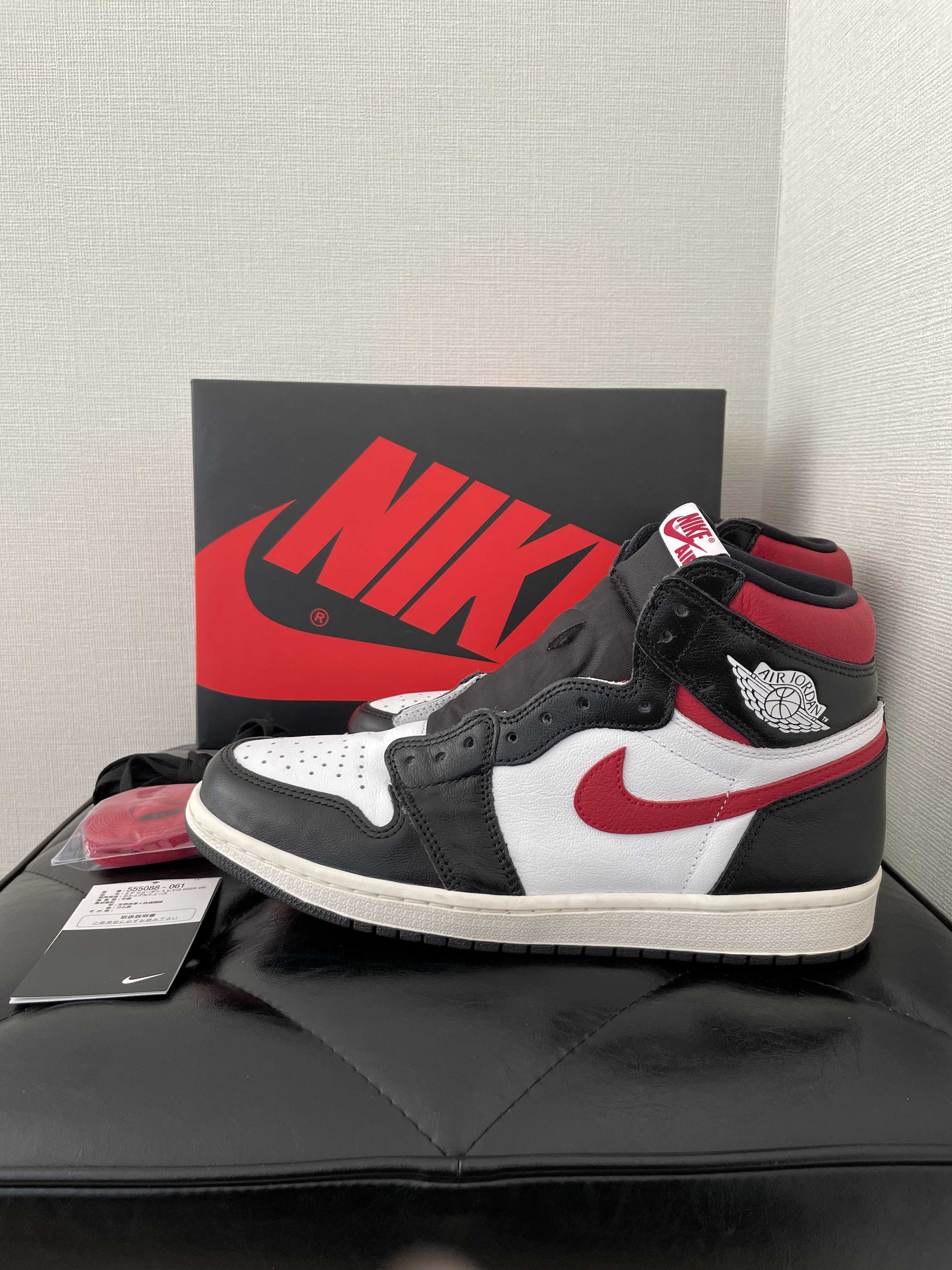 Nike Air Jordan 1 Retro High "Black/White/Sail/Gym Red"