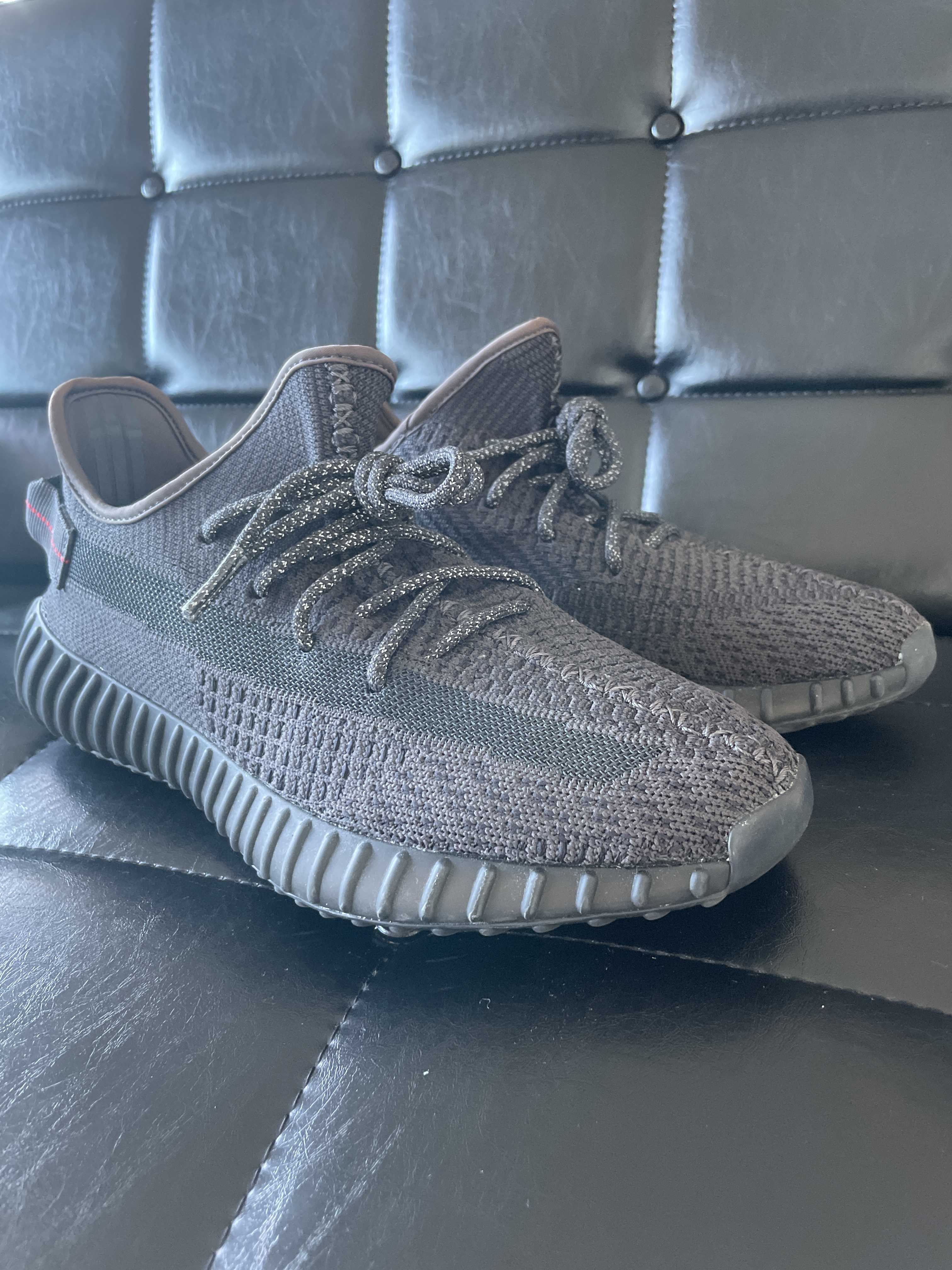 adidas YEEZY Boost 350 V2 "Black"