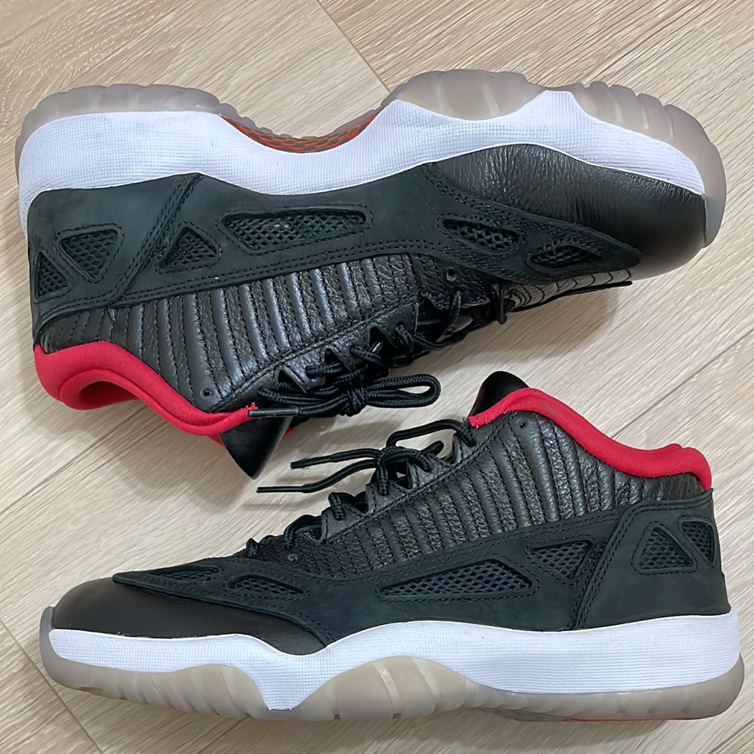 Air Jordan 11 Low IE "Bred"