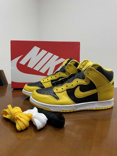 Nike Dunk High "Black/Varsity Maize"