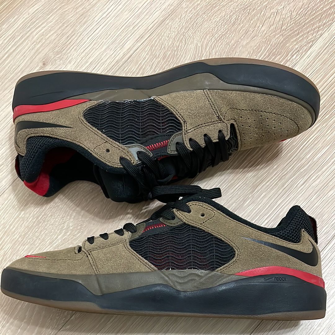 Ishod Wair × Nike SB "Light Olive"