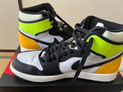 Nike Air Jordan 1 High OG "Volt Gold"