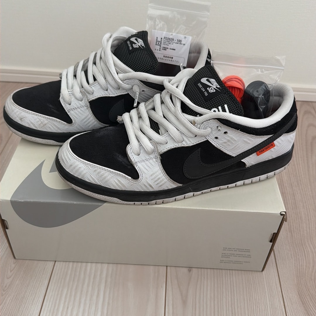 TIGHTBOOTH × Nike SB Dunk Low Pro QS "Black and White"
