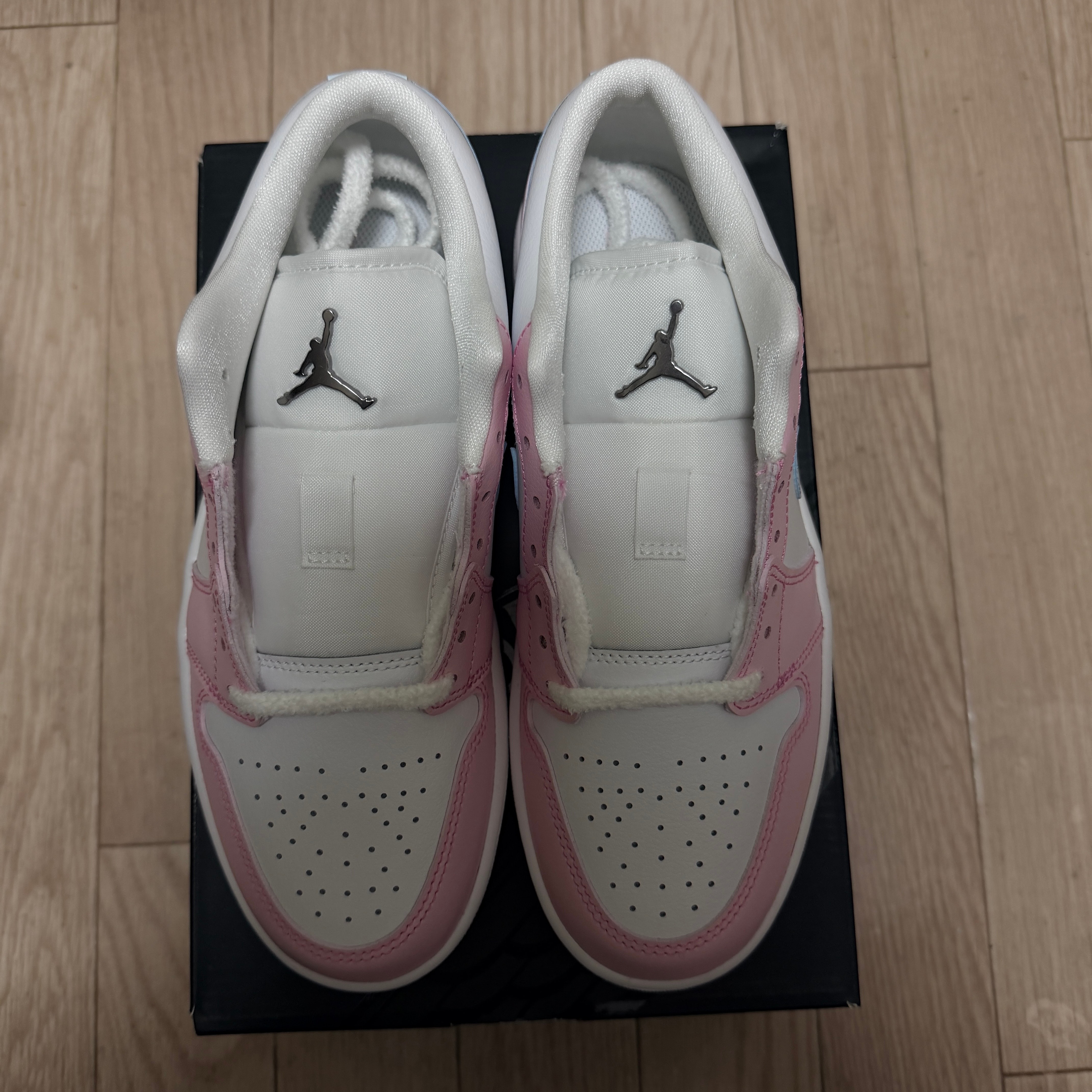 Nike Air Jordan 1 Low "Paw Print"