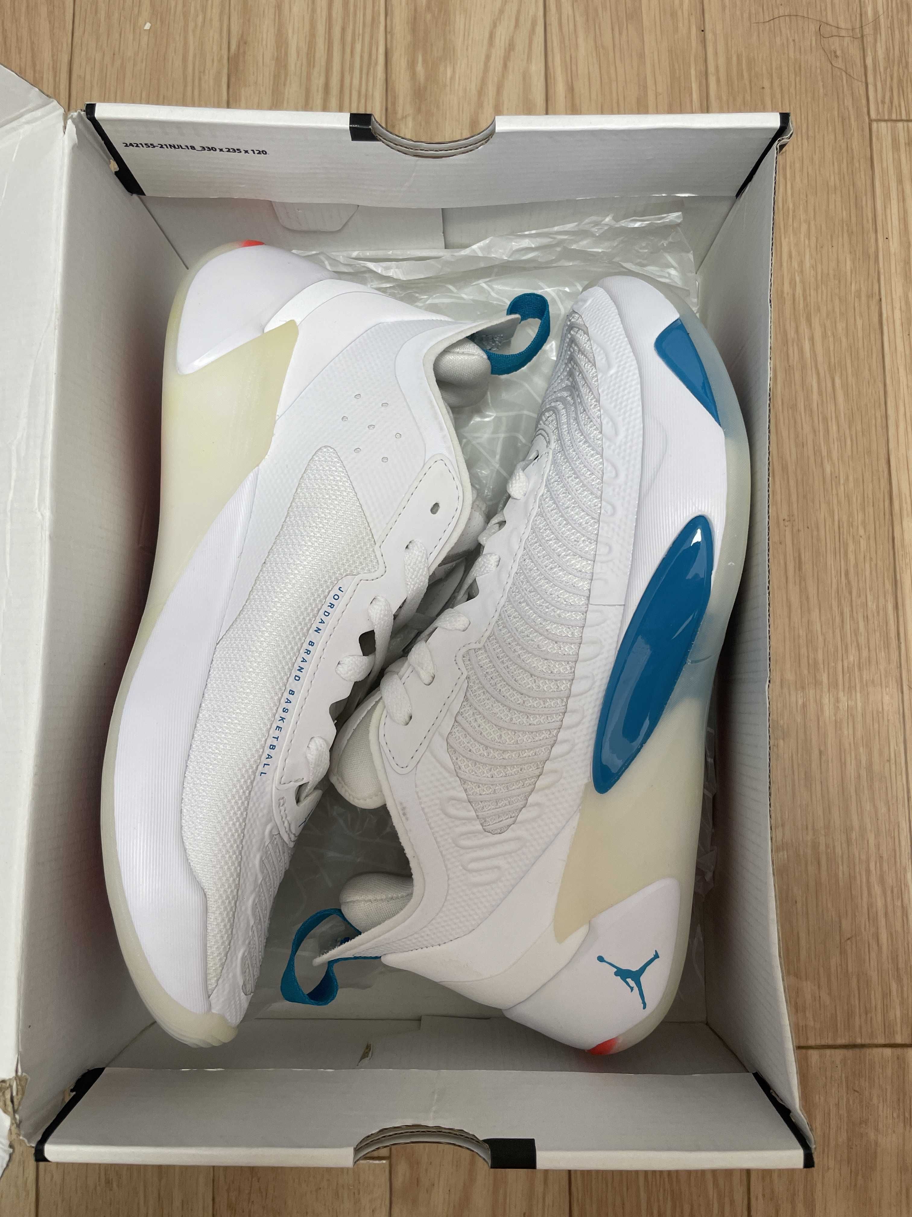 Jordan ルカ1 29センチ　中古 ジョーダン ルカ1 JODAN LUKA1 PF 白/黒 28.5 - メルカリ