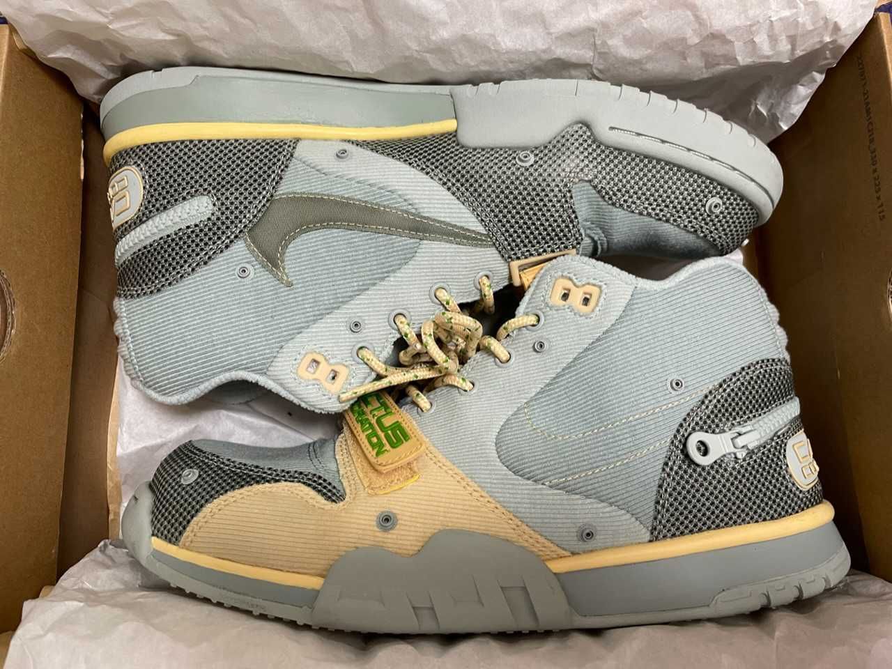 Travis Scott × Nike Air Trainer 1 SP "Grey Haze and Dusty Sage"