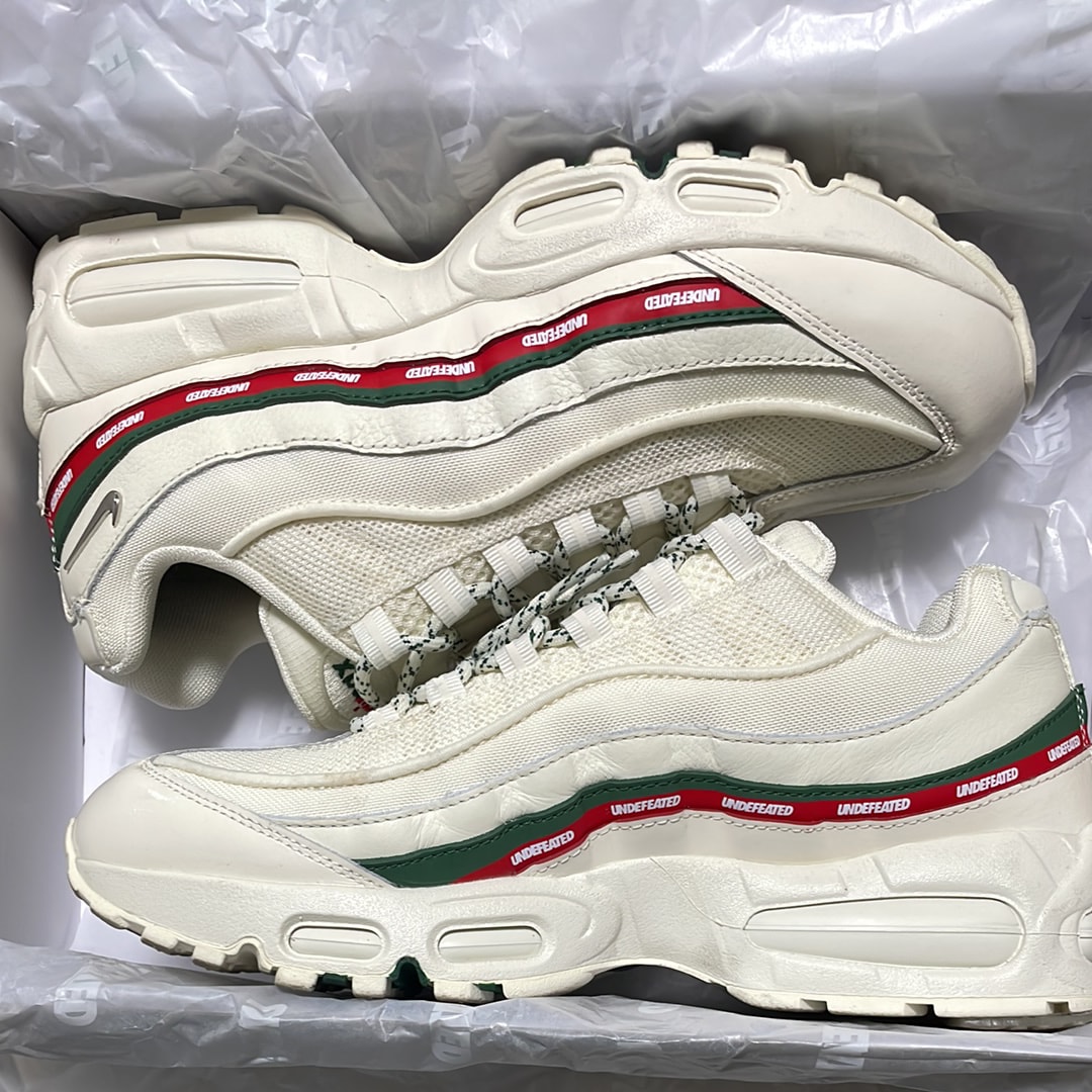UNDEFEATED × Nike Air Max 95 SP "Sail"