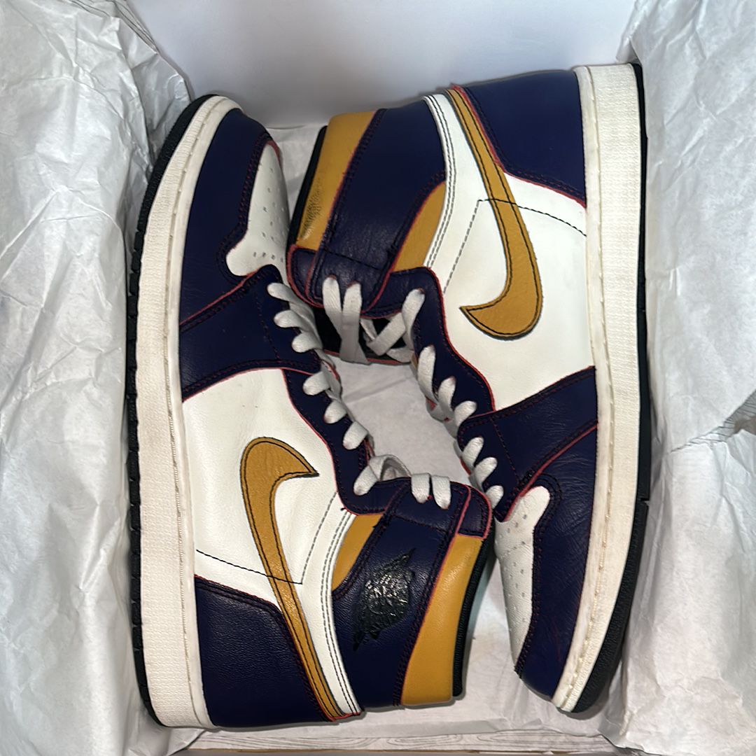 Nike SB × Air Jordan 1 Retro High "La To Chicago"