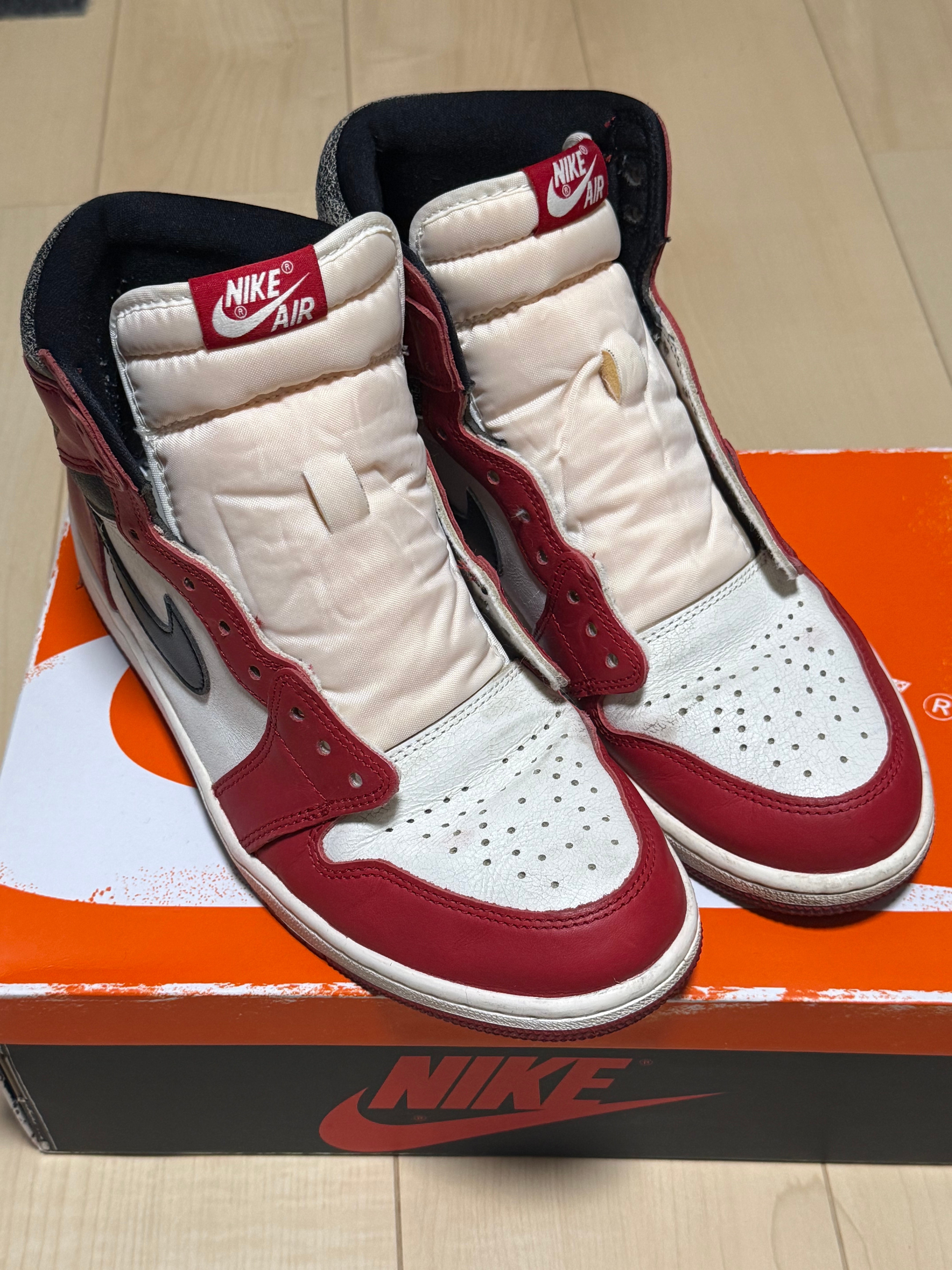 Nike Air Jordan 1 High OG "Lost & Found/Chicago"