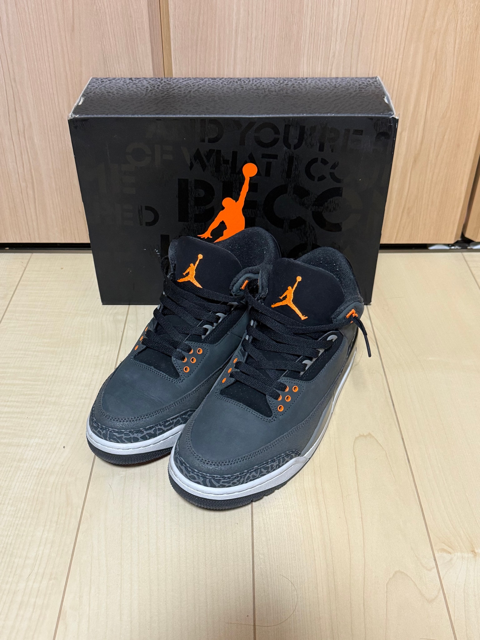 Nike Air Jordan 3 Retro "Fear"