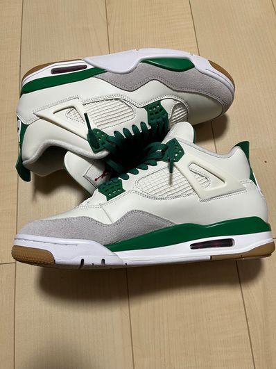 Nike SB × Air Jordan 4 Retro SP "Pine Green"