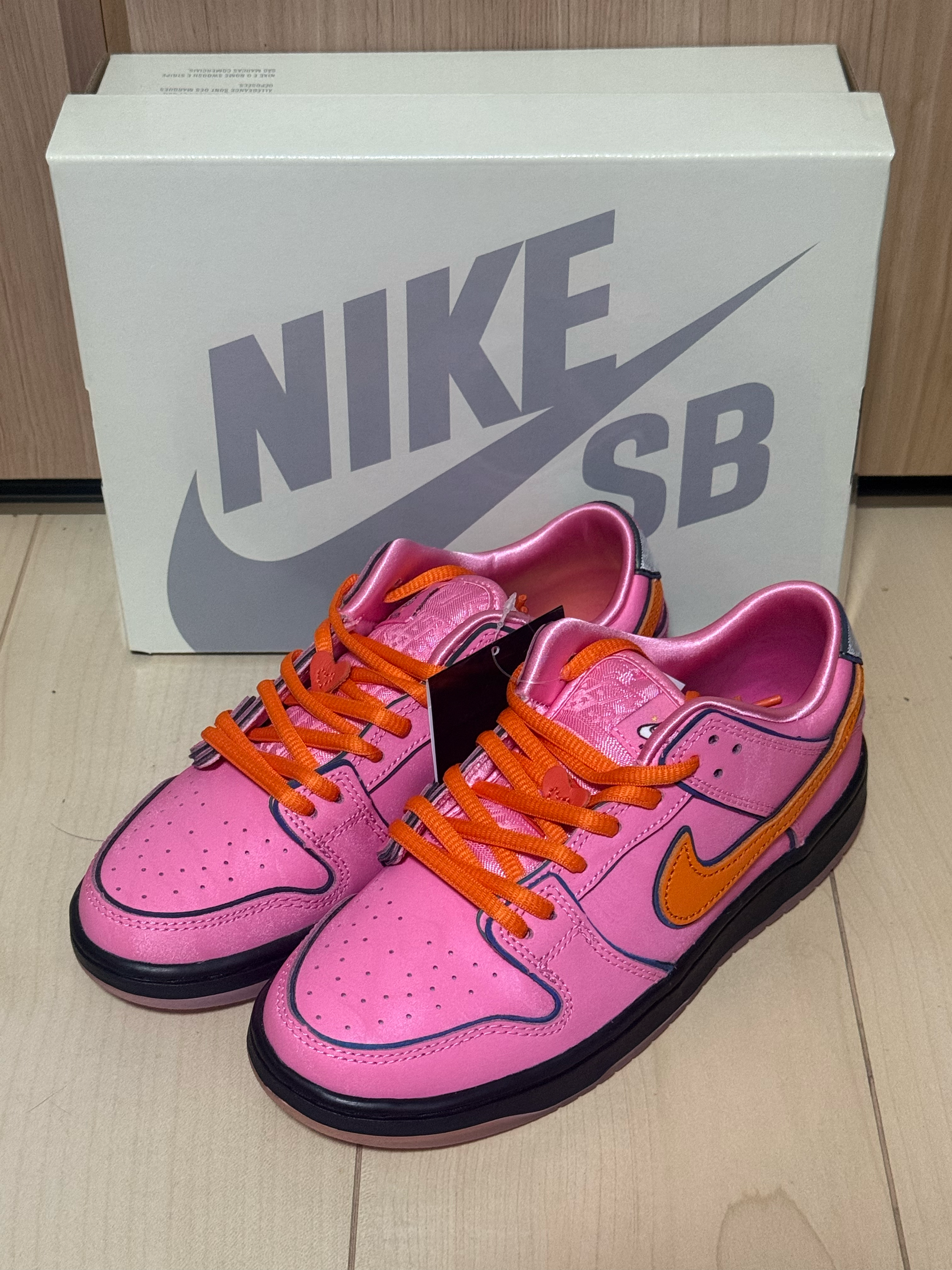 The Powerpuff Girls × Nike SB Dunk Low Pro QS "Blossom"