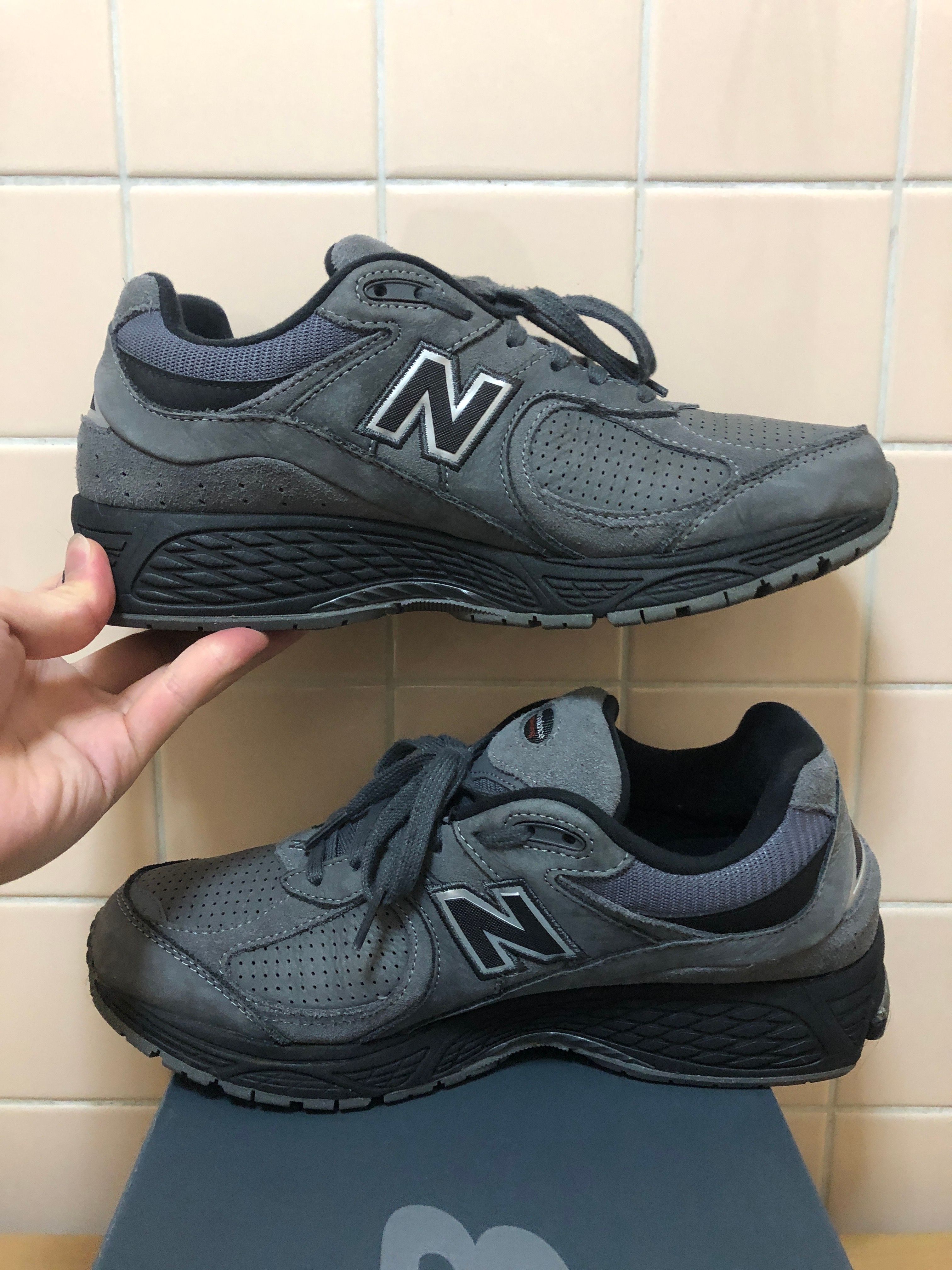 New Balance 2002R "Dark Gray"