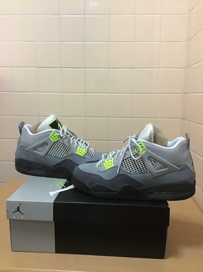 NIKE AIR JORDAN 4 RETRO LE "NEON"