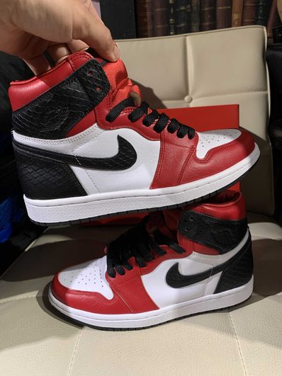 Nike Women's Air Jordan 1 High OG "Satin Red"