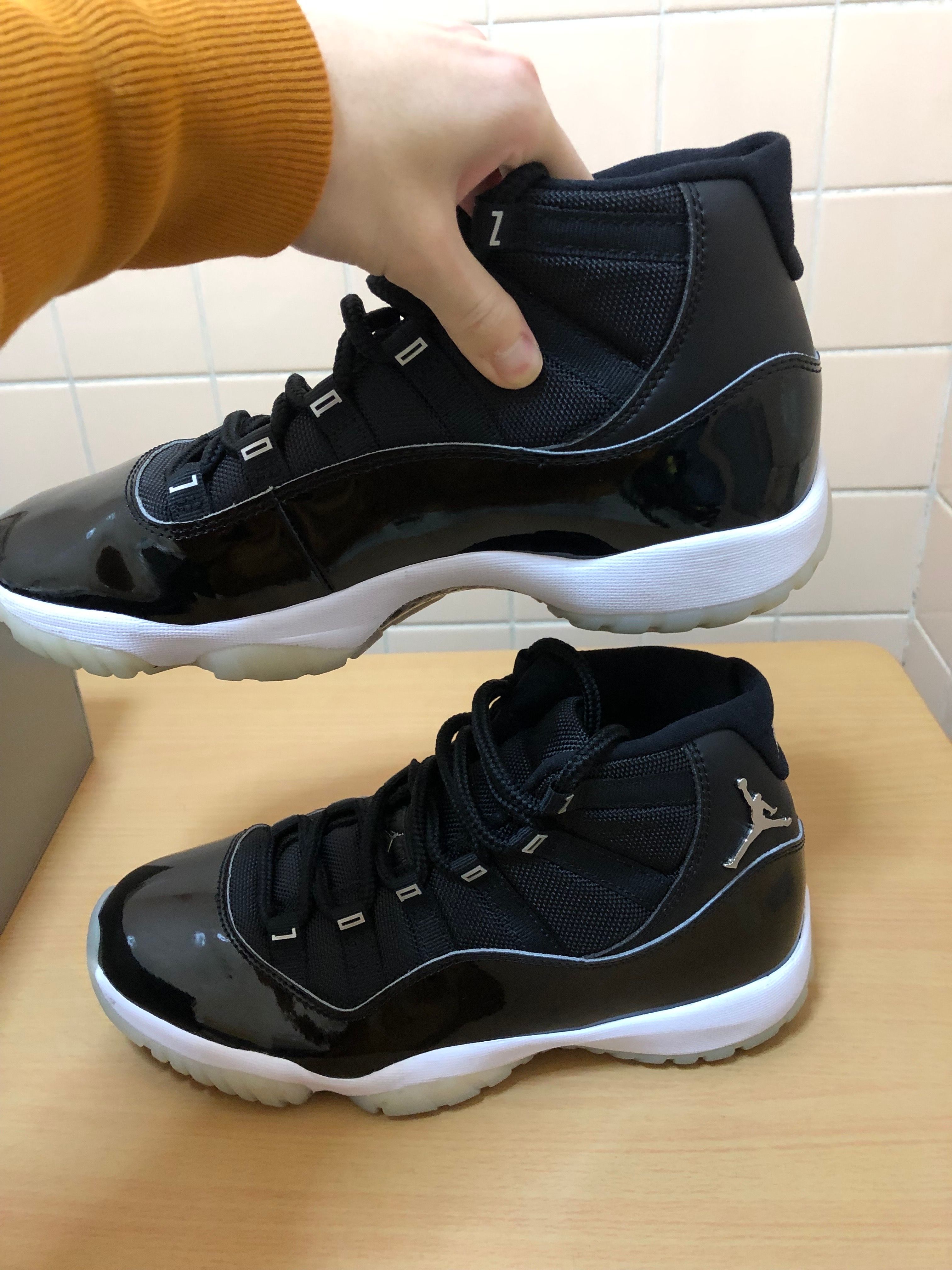 Nike Air Jordan 11 "Jubilee"