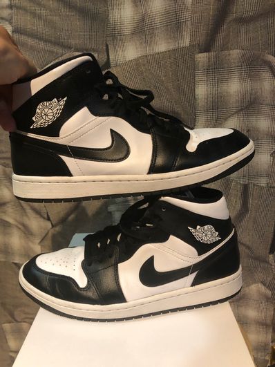 Nike Women's Air Jordan 1 Mid "Black/White"