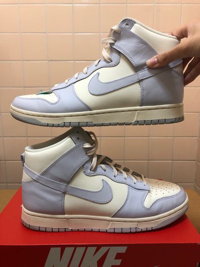 Nike Women's Dunk High "Foot Ball Grey"