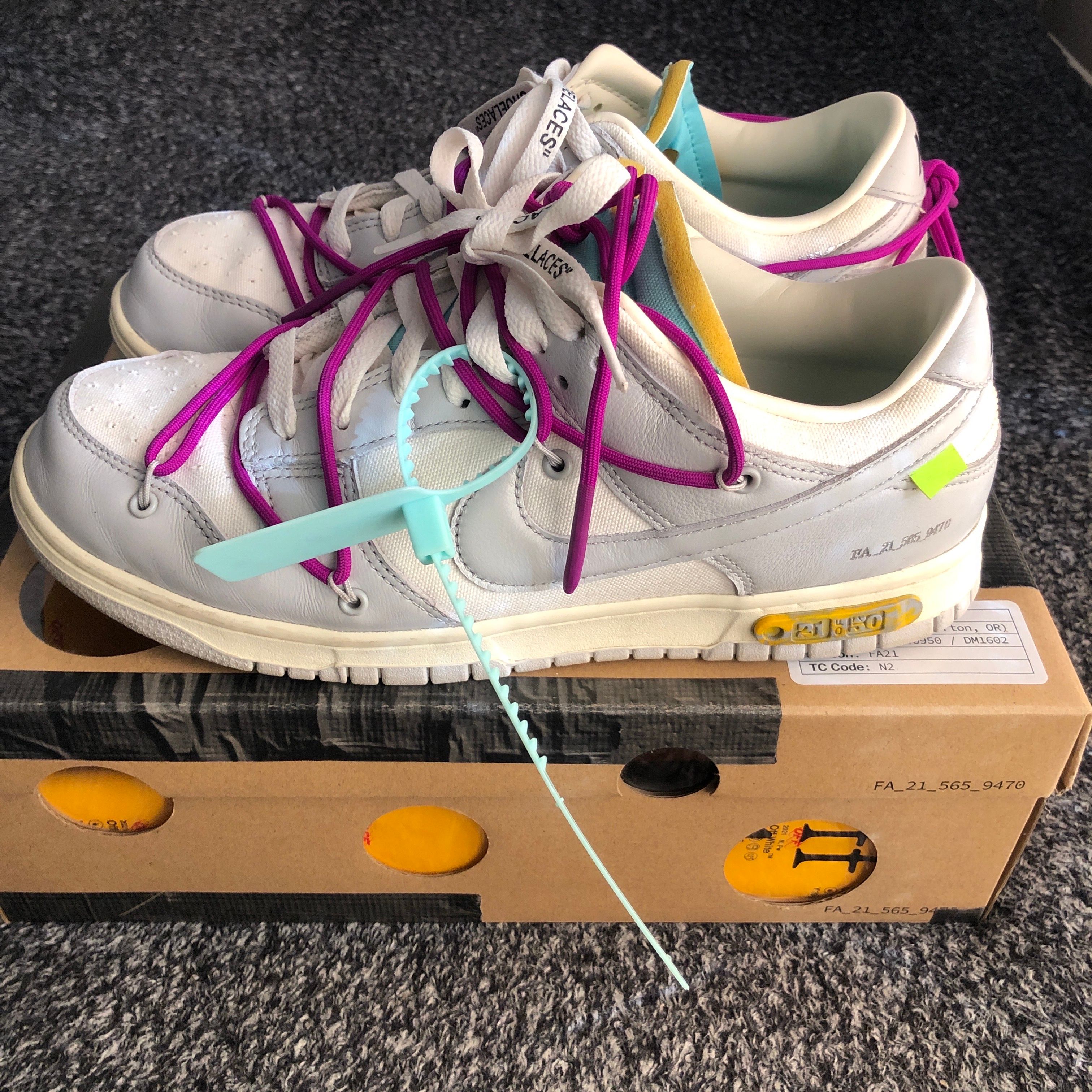 Off-White × Nike Dunk Low 1 of 50 "Lot.21"