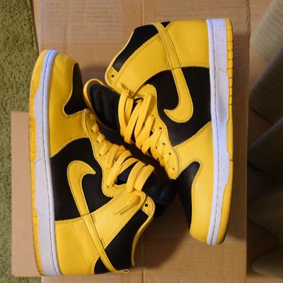 Nike Dunk High "Black/Varsity Maize"