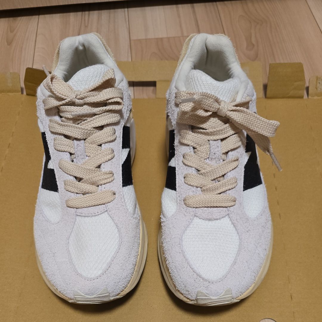 ニューバランス ワープドランナー "シーソルト"